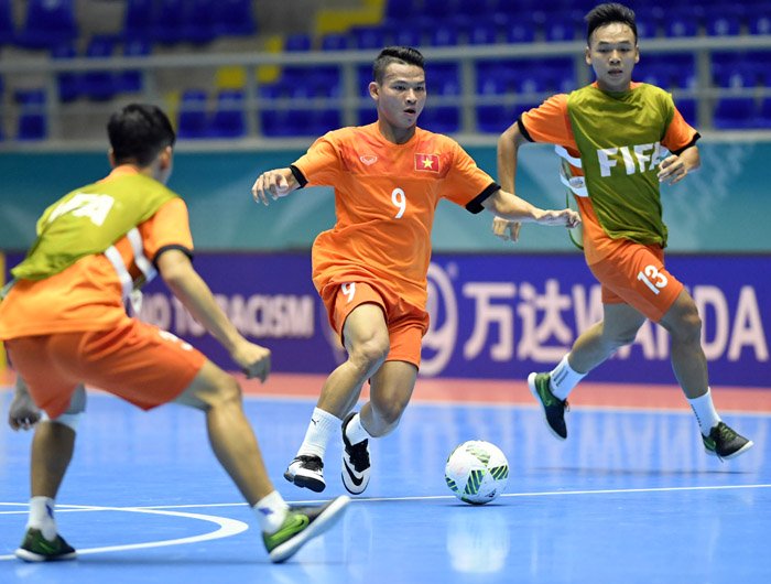 Đội tuyển futsal Việt Nam sẽ đi tiếp vào vòng 1/8 World Cup futsal 2016. (18/9/2016)